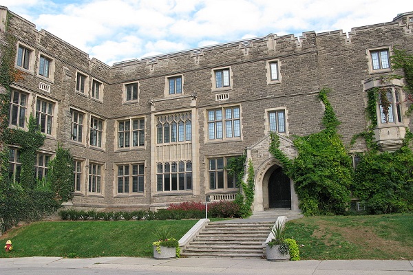 Macmaster University